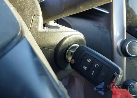 2013 Chevrolet Malibu 2Lt from USA, damaged, VIN 1G11E5SA9DF281381